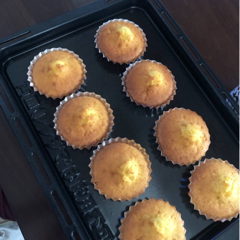 ホットケーキミックスで 簡単マドレーヌのレシピ動画 作り方 Delish Kitchen