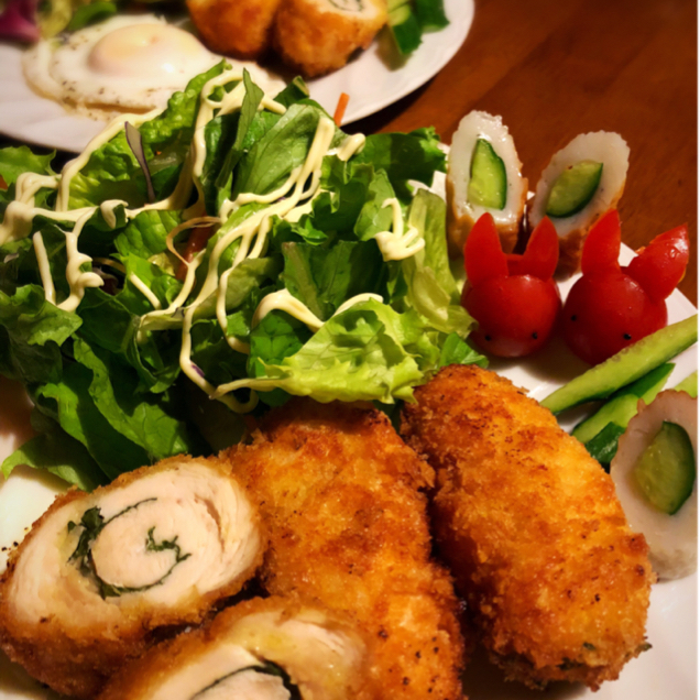 おつまみにもオススメ ささみの梅しそチーズフライのレシピ動画 作り方 Delish Kitchen