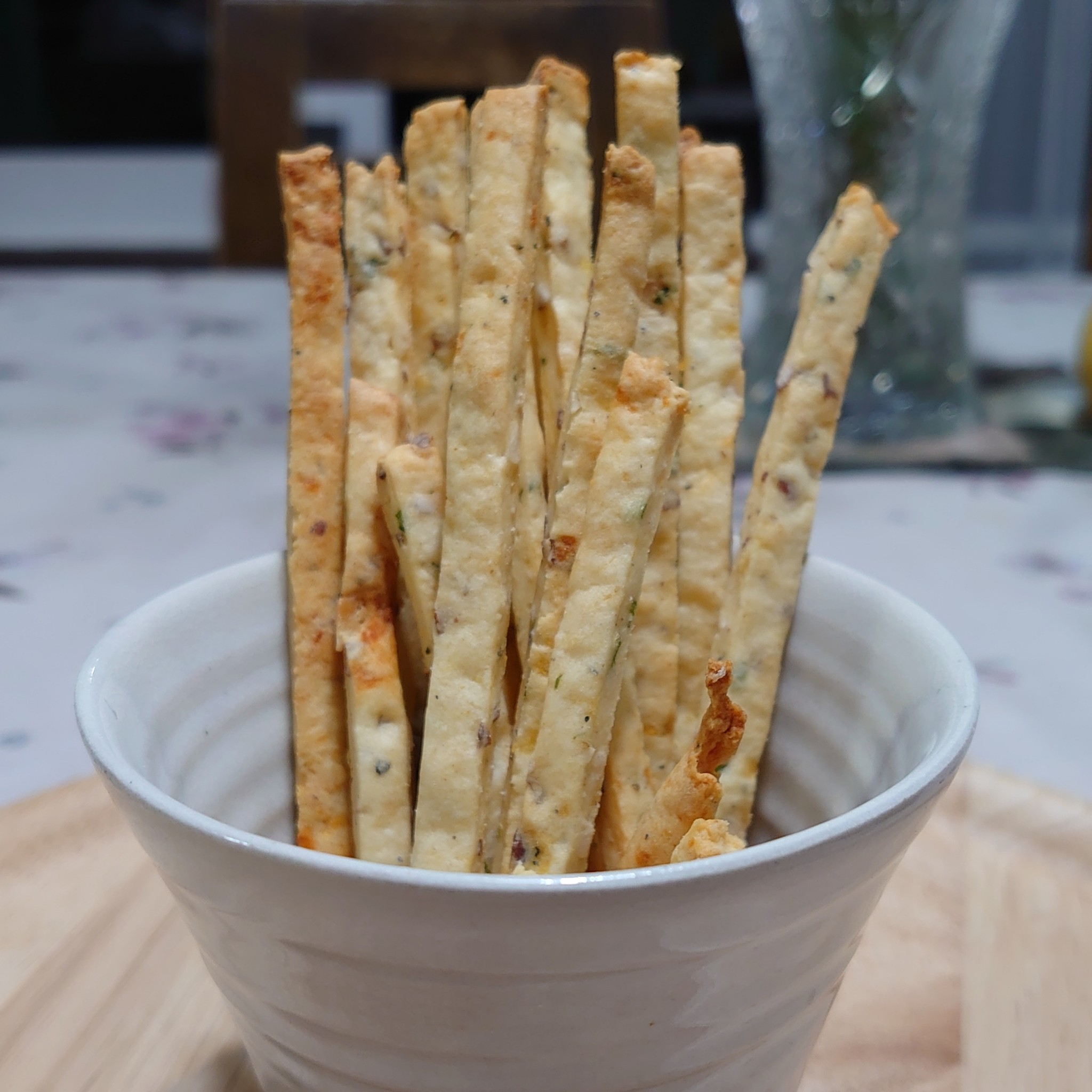 トースターで簡単お菓子 じゃがいもプレッツェルのレシピ動画 作り方 Delish Kitchen