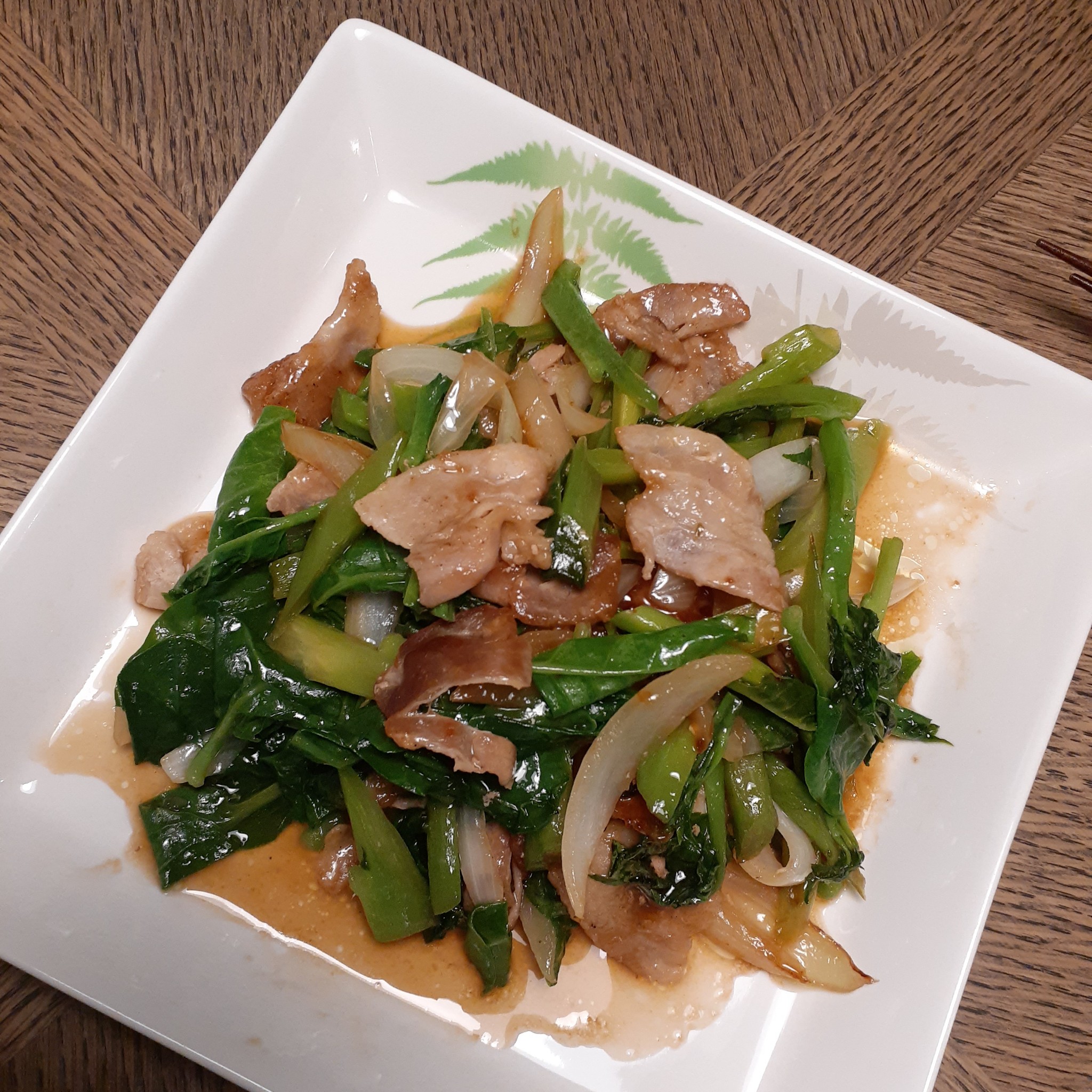 食べやすい つるむらさきと豚肉のピリ辛炒めのレシピ動画 作り方 Delish Kitchen