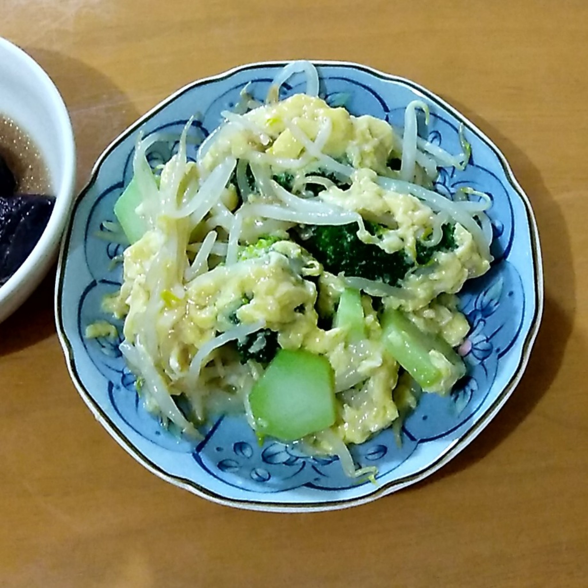 トロトロ感がやみつき ブロッコリーともやしの卵あんかけのレシピ動画 作り方 Delish Kitchen