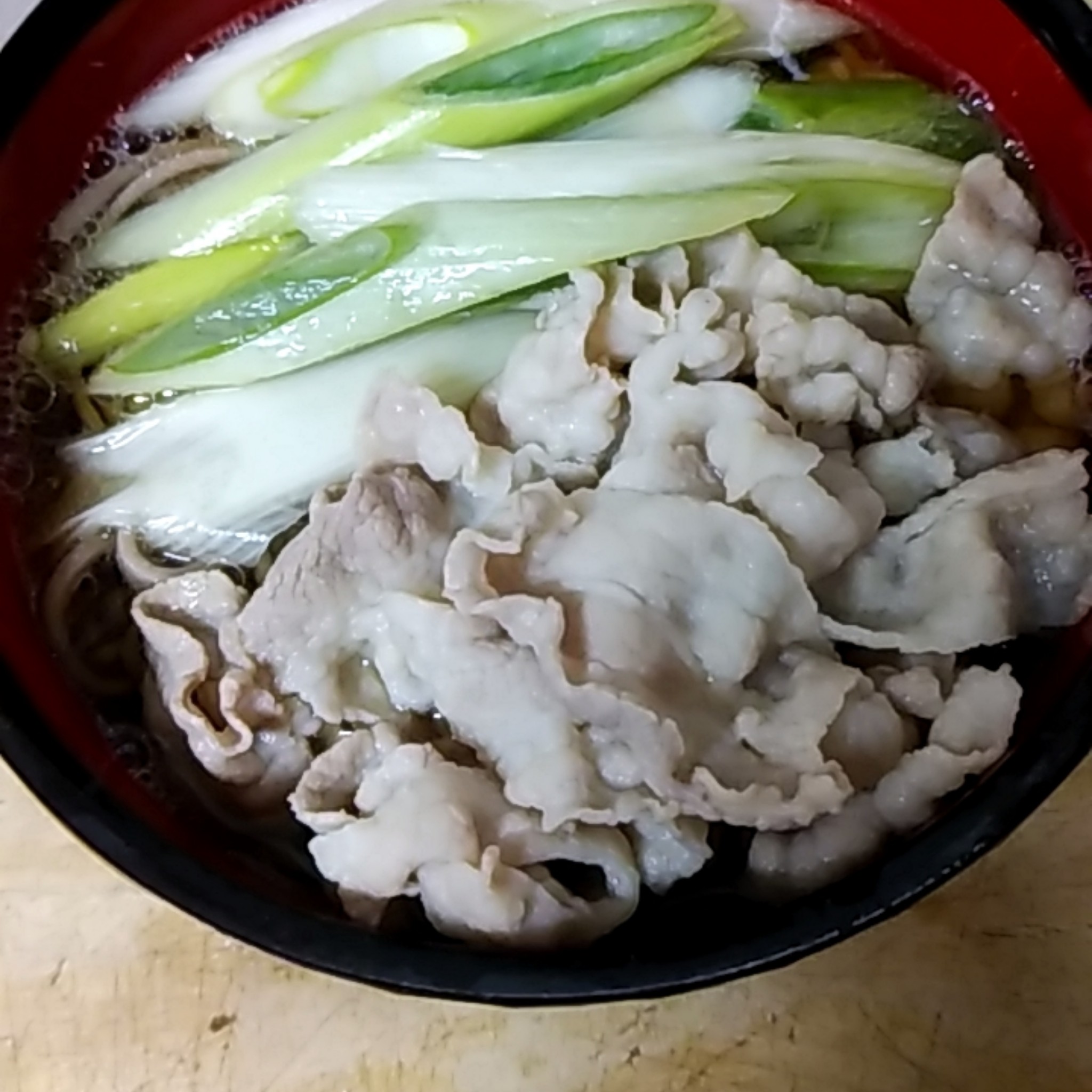 ほんのり甘め味 豚南蛮そばのレシピ動画 作り方 Delish Kitchen