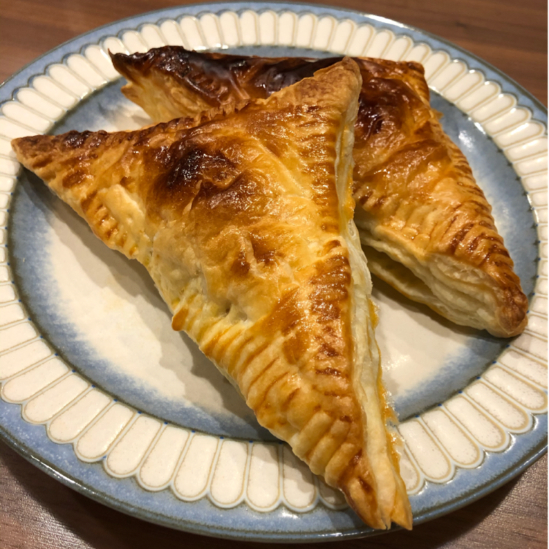 材料3つで超簡単 三角チョコパイのレシピ動画 作り方 Delish Kitchen 材料3つで超簡単 三角チョコパイのレシピ動画 作り方 Delish Kitchen