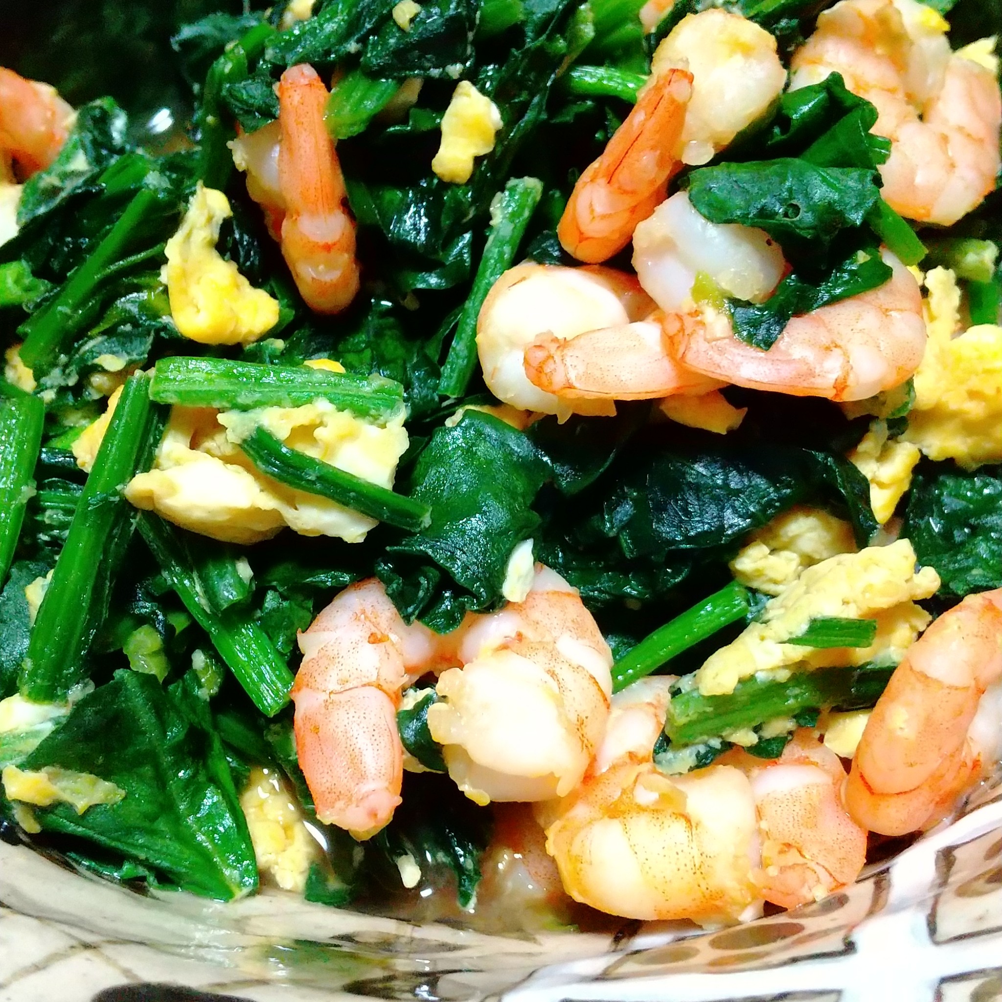 プリプリ食感 えびとほうれん草のオイスター炒めのレシピ動画 作り方 Delish Kitchen