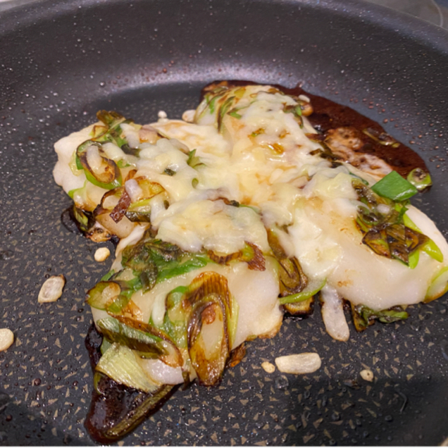 もちもちトロン ねぎもちチーズのレシピ動画 作り方 Delish Kitchen