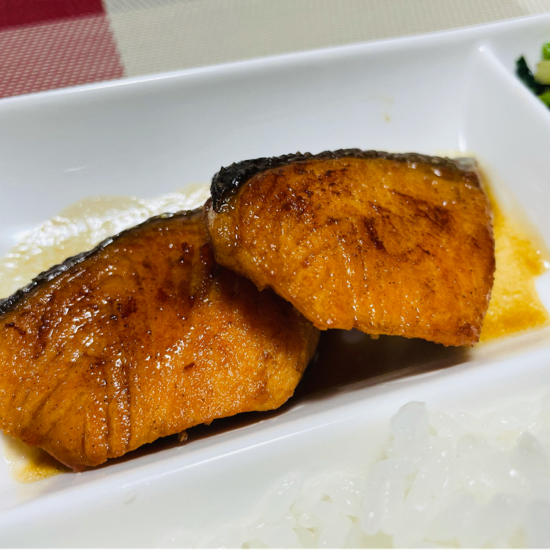 バターの香り引き立つ 鮭のムニエルのレシピ動画 作り方 Delish Kitchen