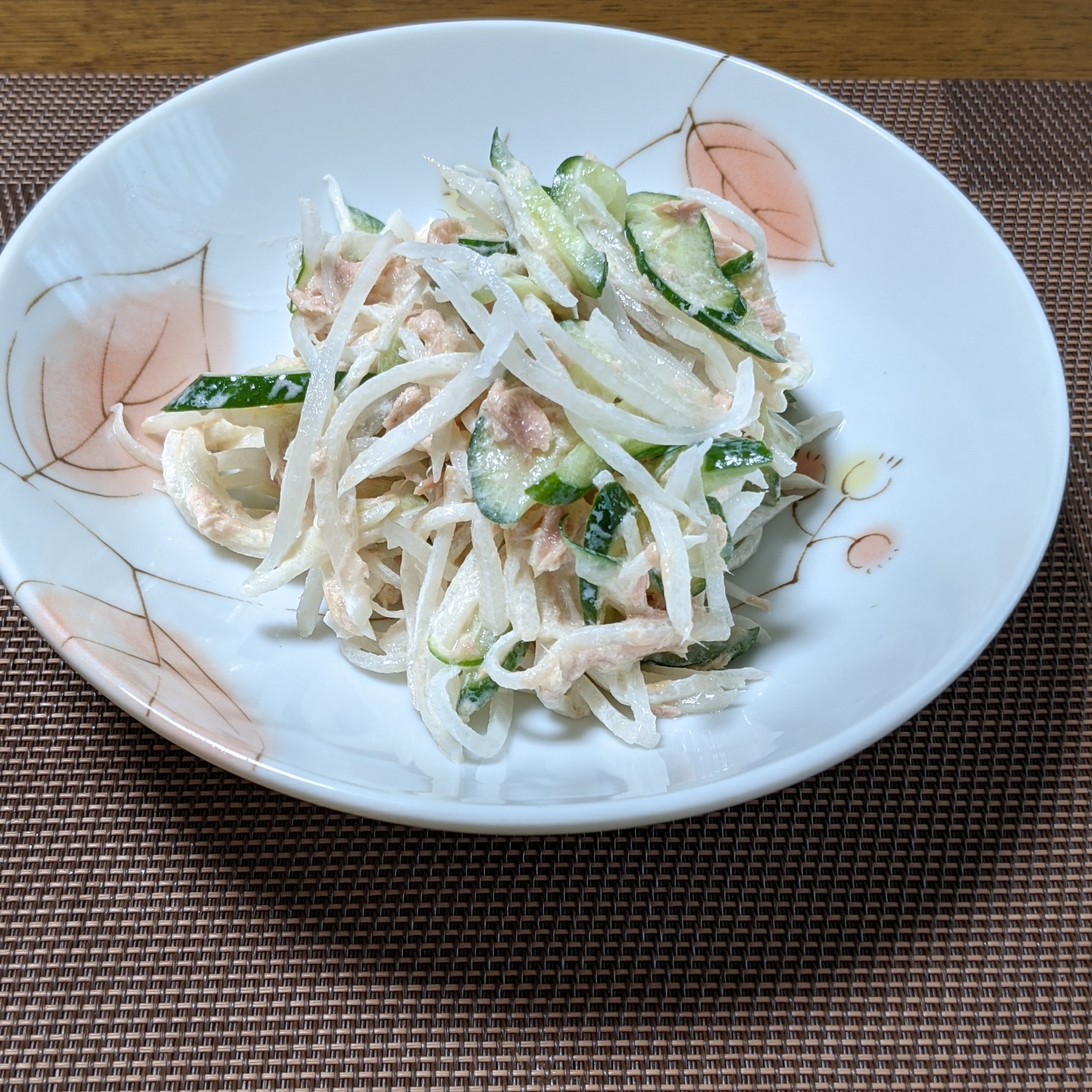 シャキシャキ 大根ときゅうりのツナマヨサラダのレシピ動画 作り方 Delish Kitchen