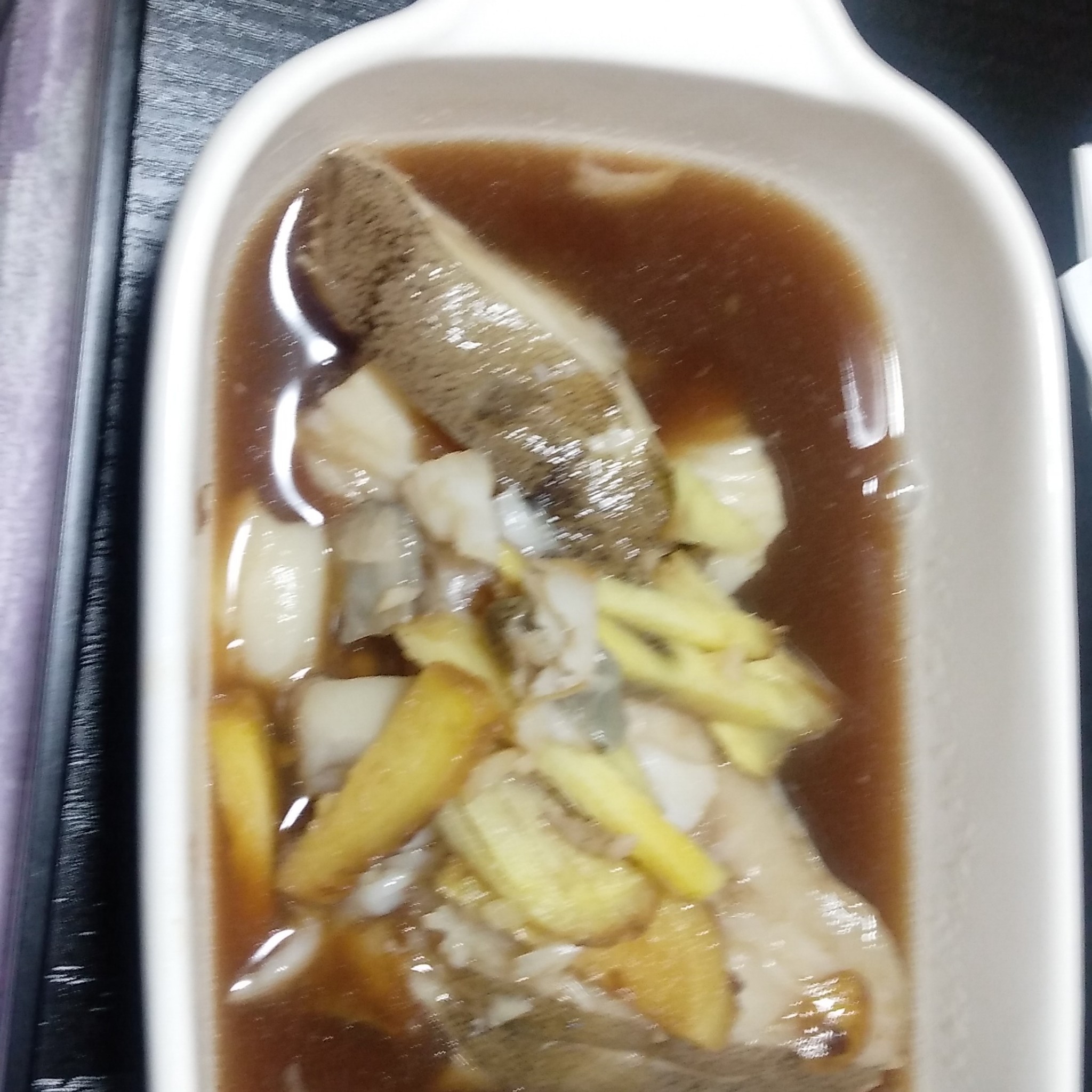 旨味と甘味が美味しい 基本のカレイの煮付けのレシピ動画 作り方 Delish Kitchen