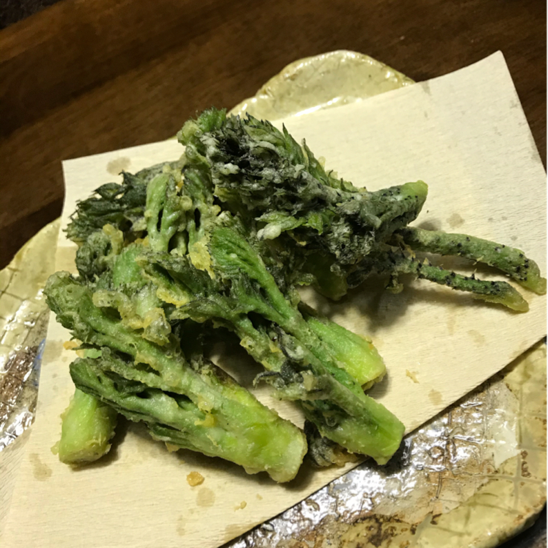 旬のごちそう わらびの天ぷらのレシピ動画 作り方 Delish Kitchen 旬のごちそう わらびの天ぷらのレシピ動画 作り方 Delish Kitchen