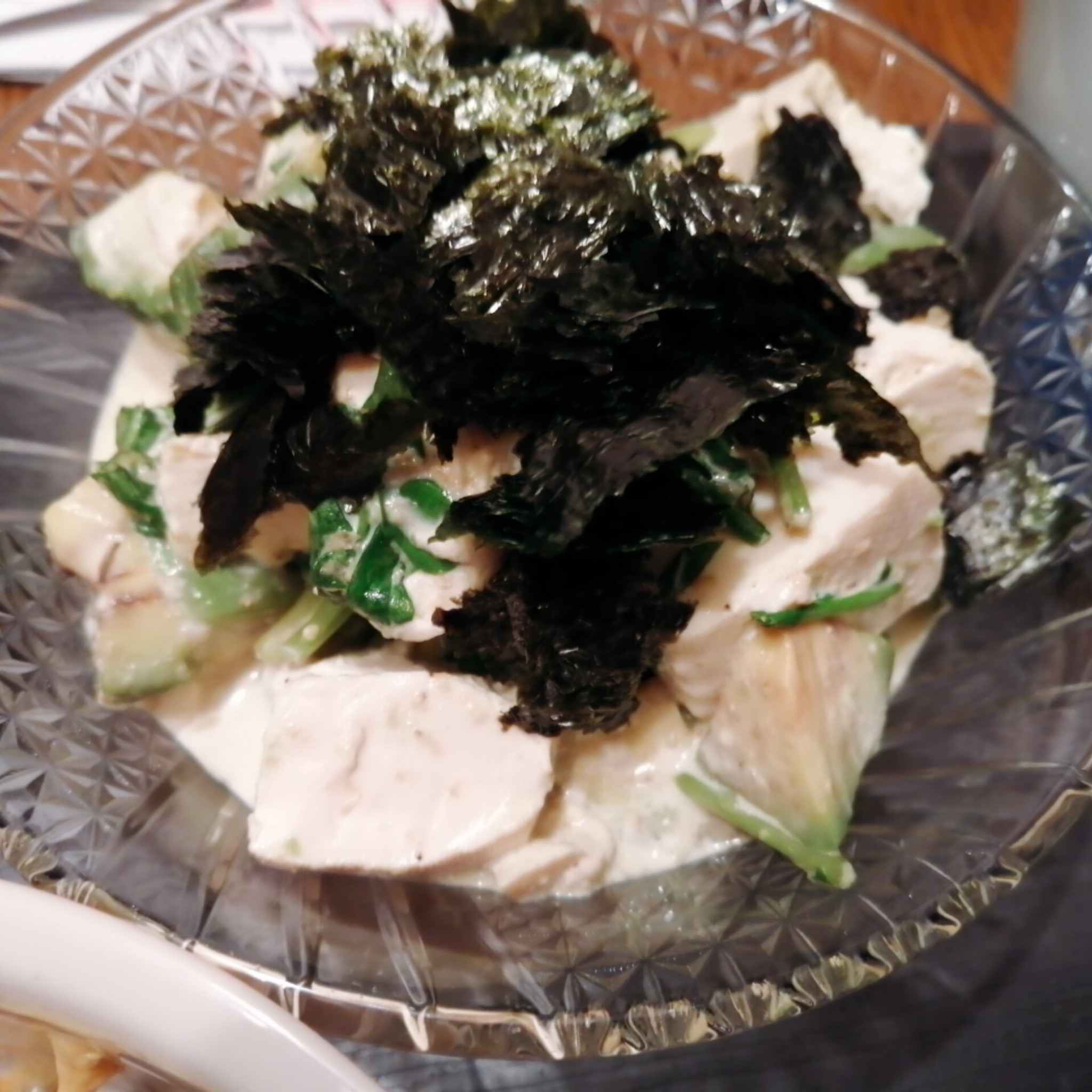 お手製マヨドレッシングで アボカドと豆腐の海苔サラダのレシピ動画 作り方 Delish Kitchen