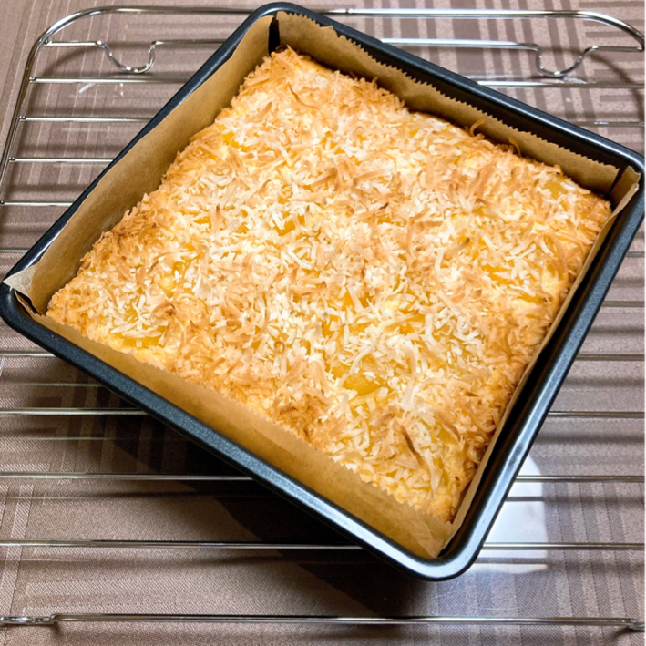 しっとりおいしい！ パイナップルとココナッツのケーキのレシピ動画