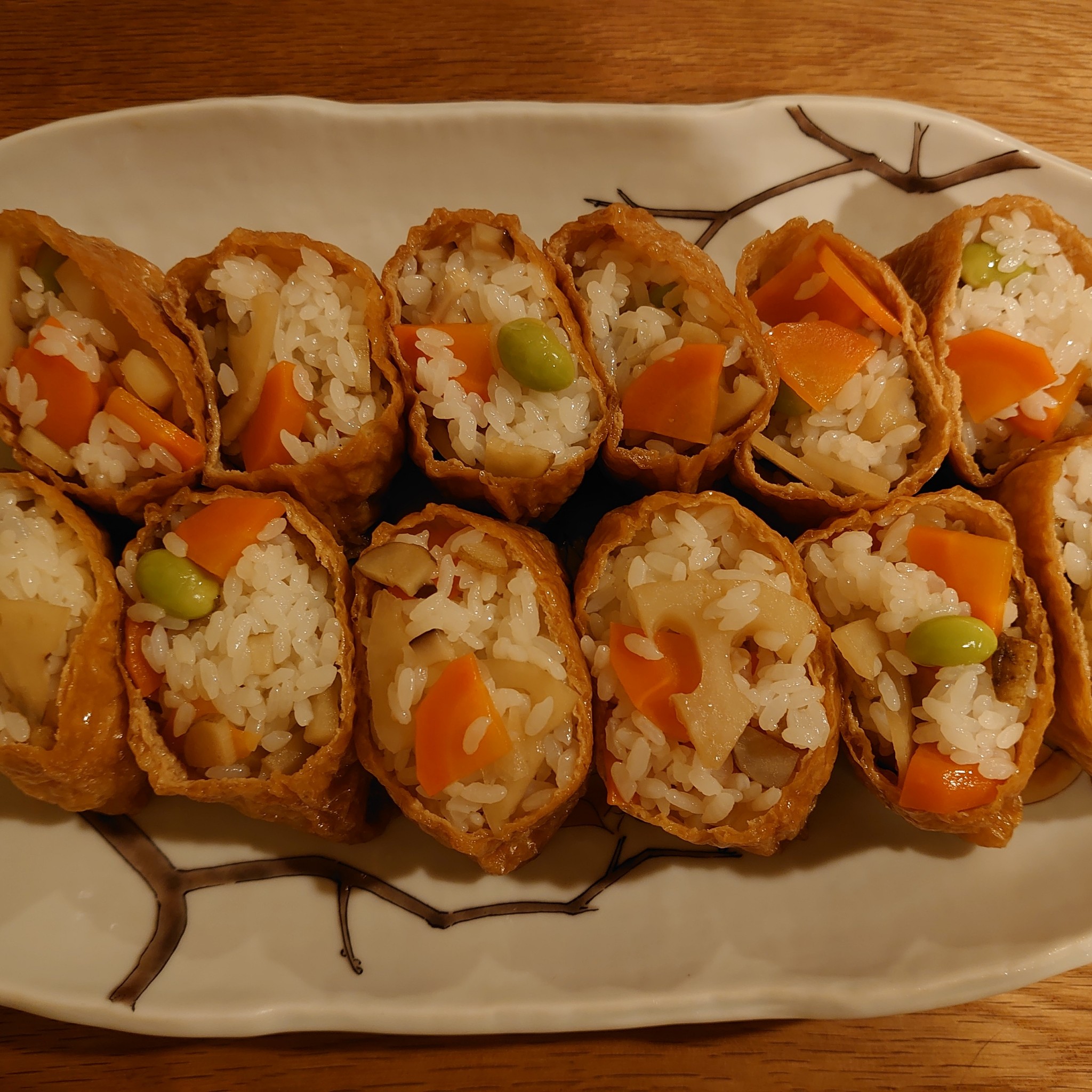 具材たっぷり 五目いなり寿司のレシピ動画 作り方 Delish Kitchen