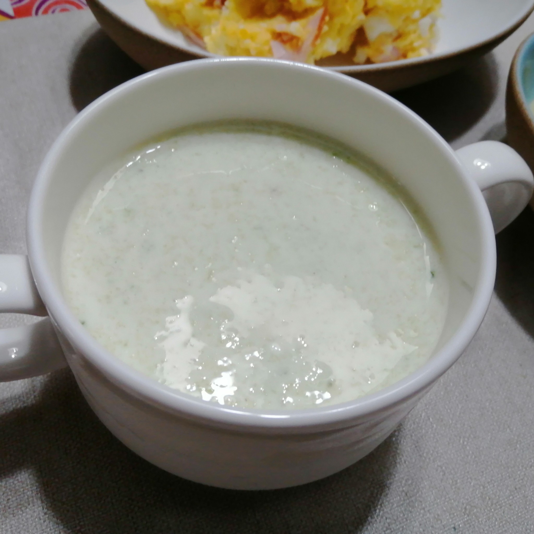 さっぱり爽やか きゅうりのヨーグルトスープのレシピ動画 作り方 Delish Kitchen