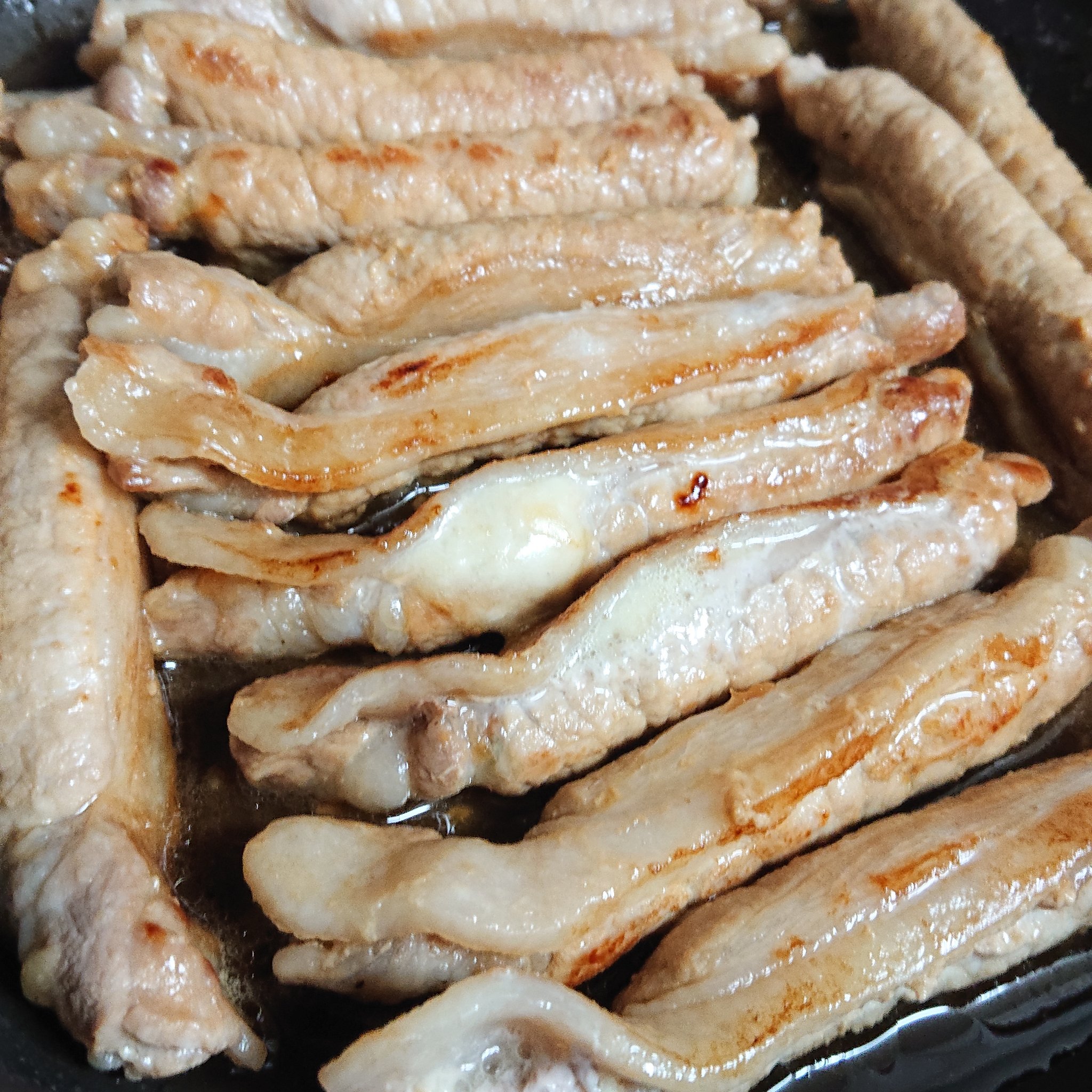 お得なセール情報 三枚肉しそ巻き 大葉がさわやか♪豚肉のしそ巻き